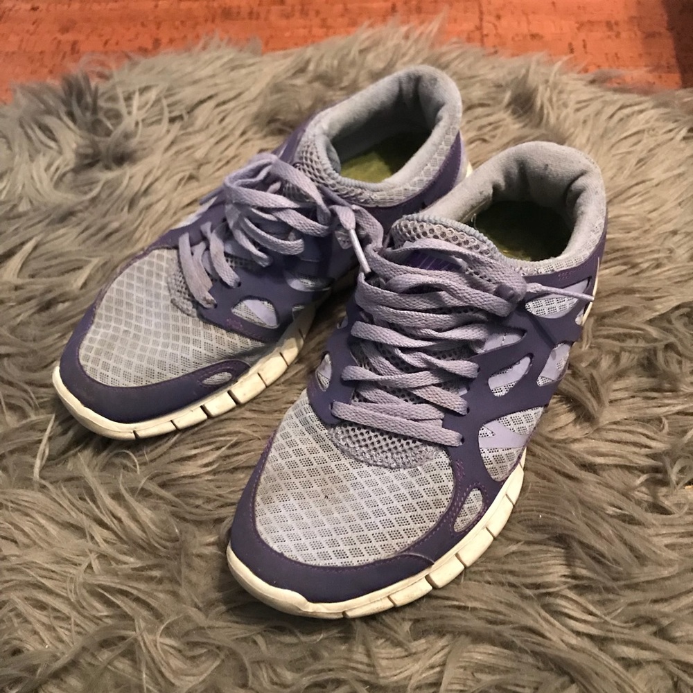 Purple nike free run 2